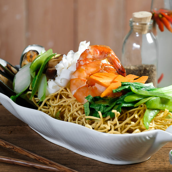 Crispy Noodles and Mixed Seafood